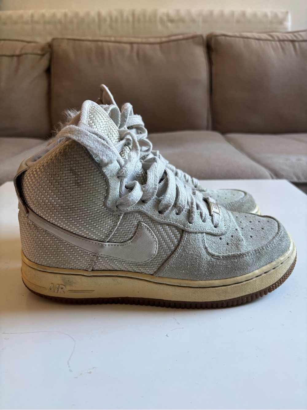 Nike Women's High-Top Sneakers in Light Gray and Cream